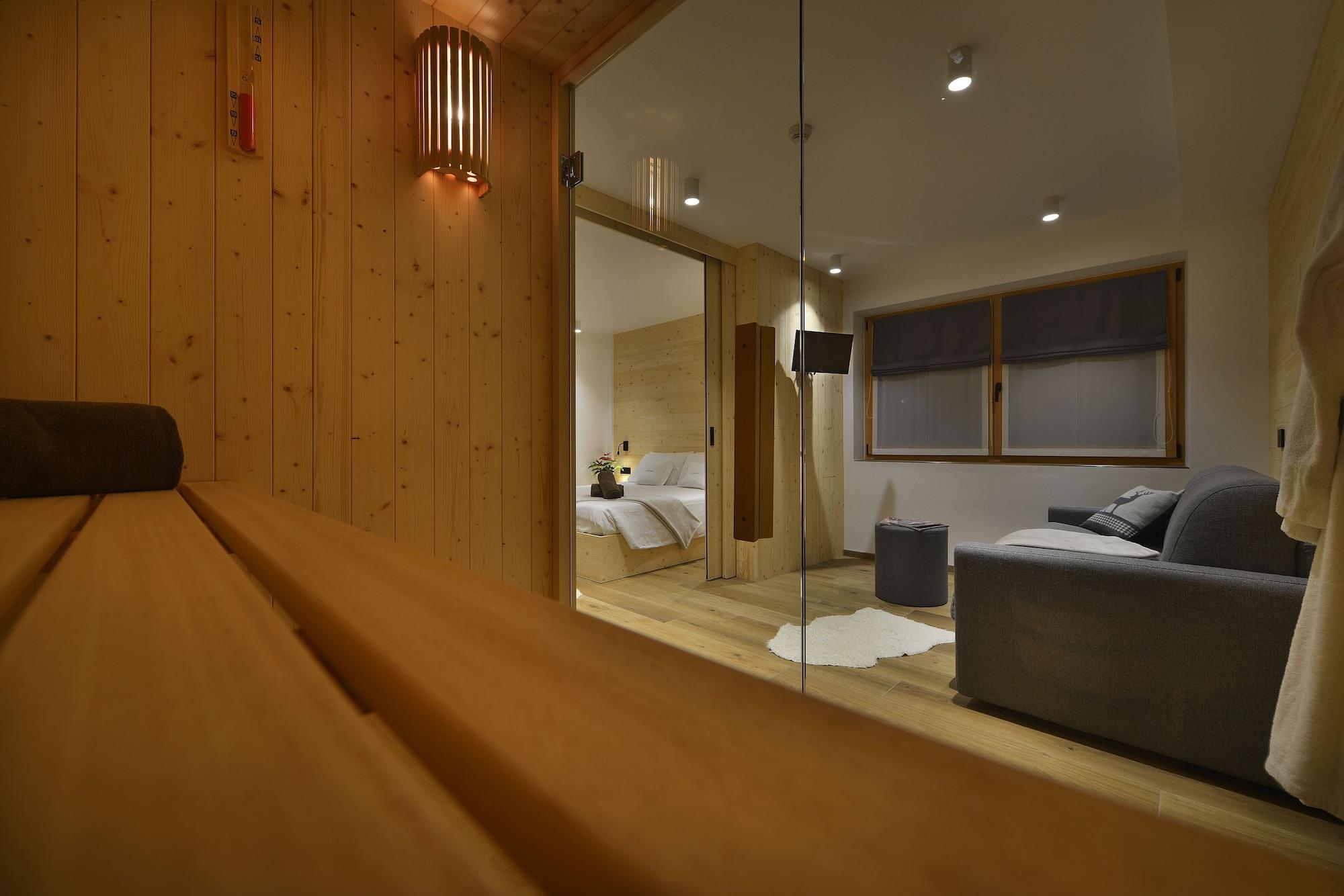 Hotel Valtellina リヴィーニョ エクステリア 写真