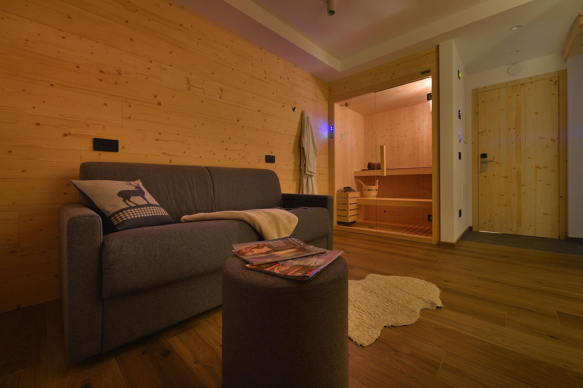 Hotel Valtellina リヴィーニョ エクステリア 写真